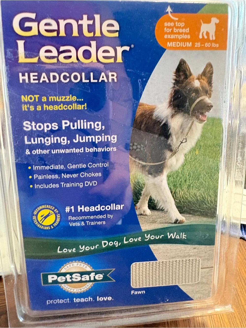 Gentle Leader. NWT. Size M anti pull harness